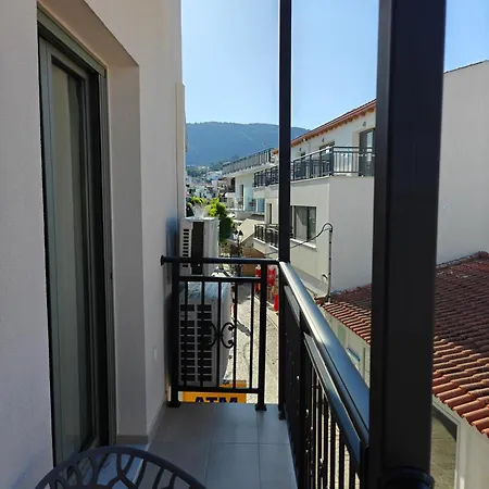 Akrokeramo - Papadiamanti Street