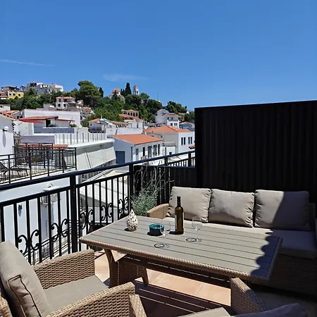 Akrokeramo - Papadiamanti Street Apartment Skiathos Town